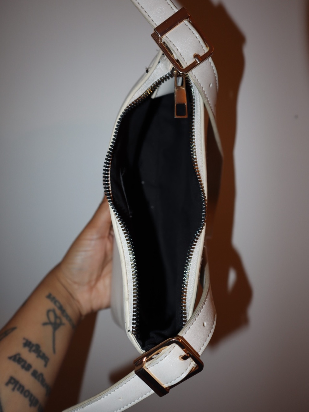 White Shoulder Bag - Minimalist Women's Handbag - Picture 4 of 4